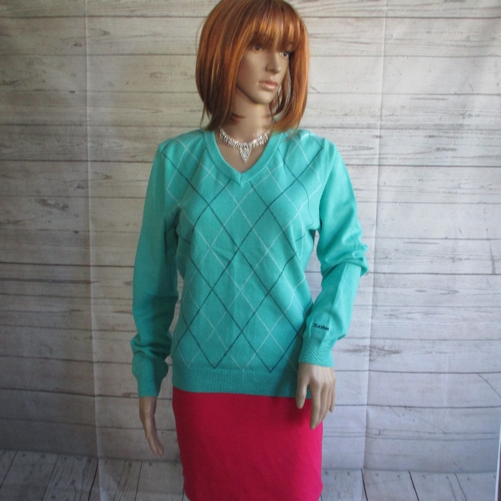 NWT - KARTEL V-neck golf sweater - sz S - $80.00
